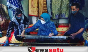 TP PKK OKI Geliatkan Tenun Daerah untuk Pulihkan Ekonomi