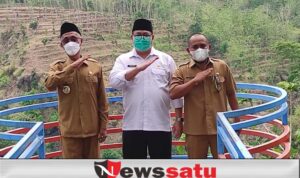 Bupati dan Wabup Mengecek Penerapan Prokes di Wisata Pemandangan Arak-arak