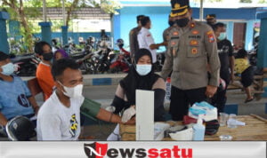 Gelar Vaksinasi di 5 Titik, Polres Pamekasan Melakukan Penyekatan Ketat