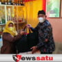 Hari Guru Sedunia, Bupati Fauzi Kunjungi Guru Masa Remajanya