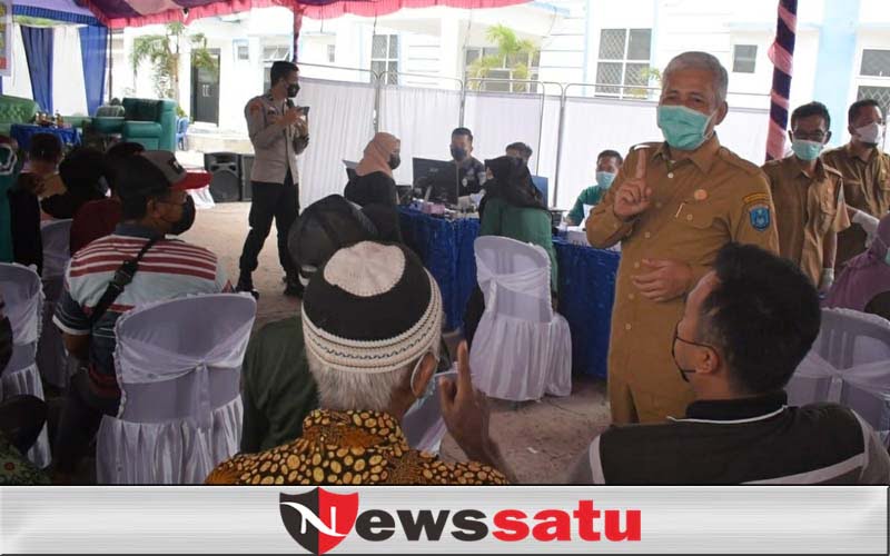Kebut Vaksinasi, Bupati OKI Targetkan 5000 Orang Disuntik Perhari