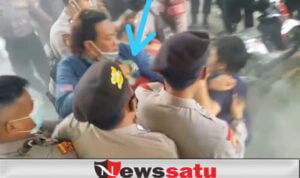 Peserta Demo di Borgol Saat Demo Disperindag Sumenep