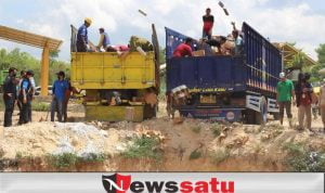 Rokok Ilegal Senilai 2 Miliar Dimusnahkan KPPBC Madura di Pamekasan Rokok Ilegal Senilai 2 Miliar Dimusnahkan KPPBC Madura di Pamekasan