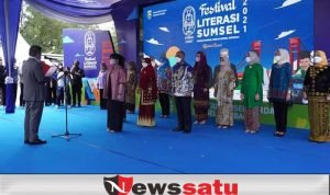 Gubernur Kukuhkan Hj Lindasari Iskandar sebagai Bunda Literasi OKI