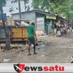 Pedagang Pasar Anom Baru Sumenep Keluhkan Bau Sampah