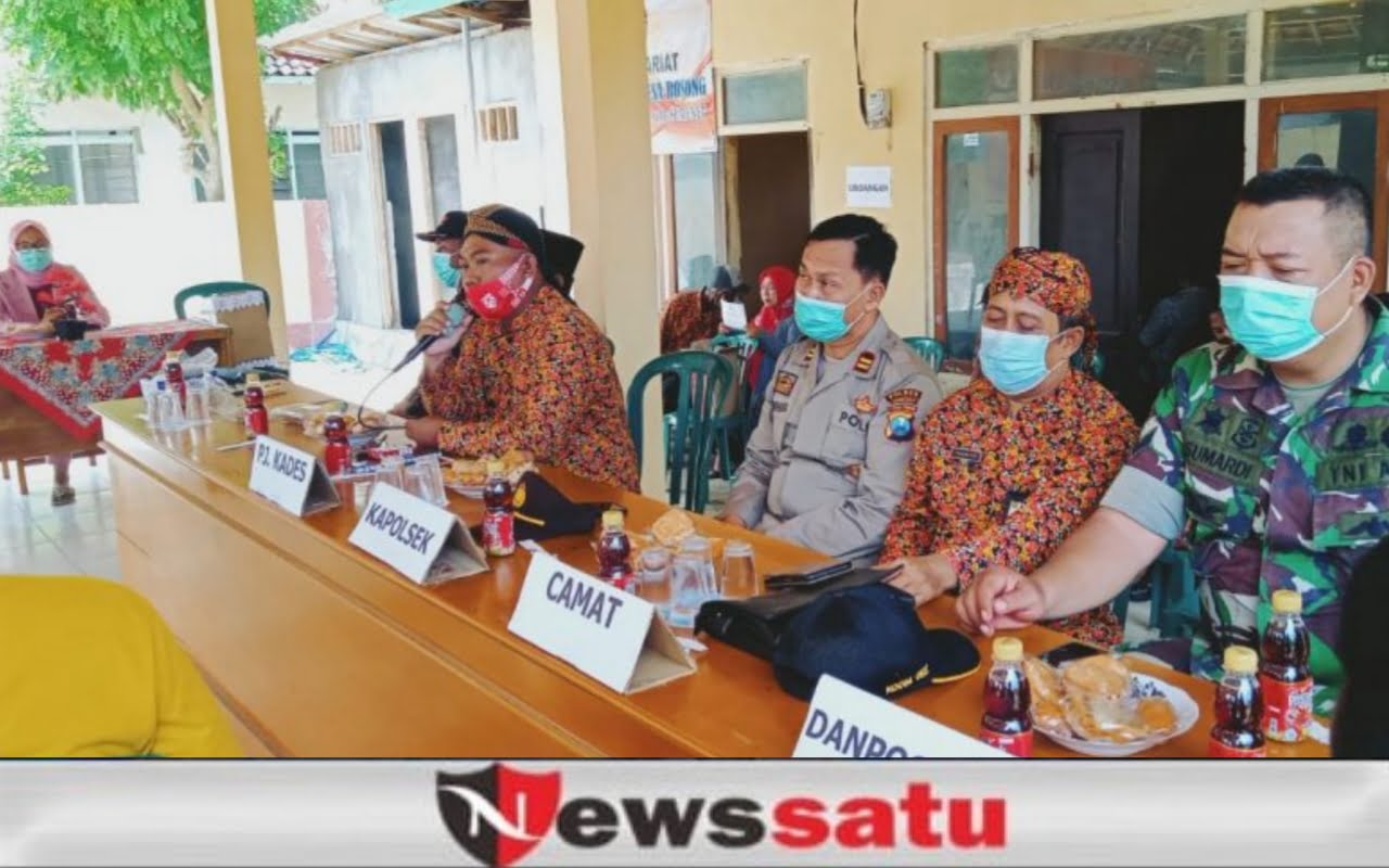 Jelang Pilkades, Babinsa Koramil Sapudi Minta Warga Patuhi Prokes