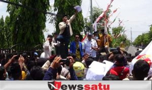 Kemiskinan Merajalela, BEMSU Demo Kantor Bupati Sumenep