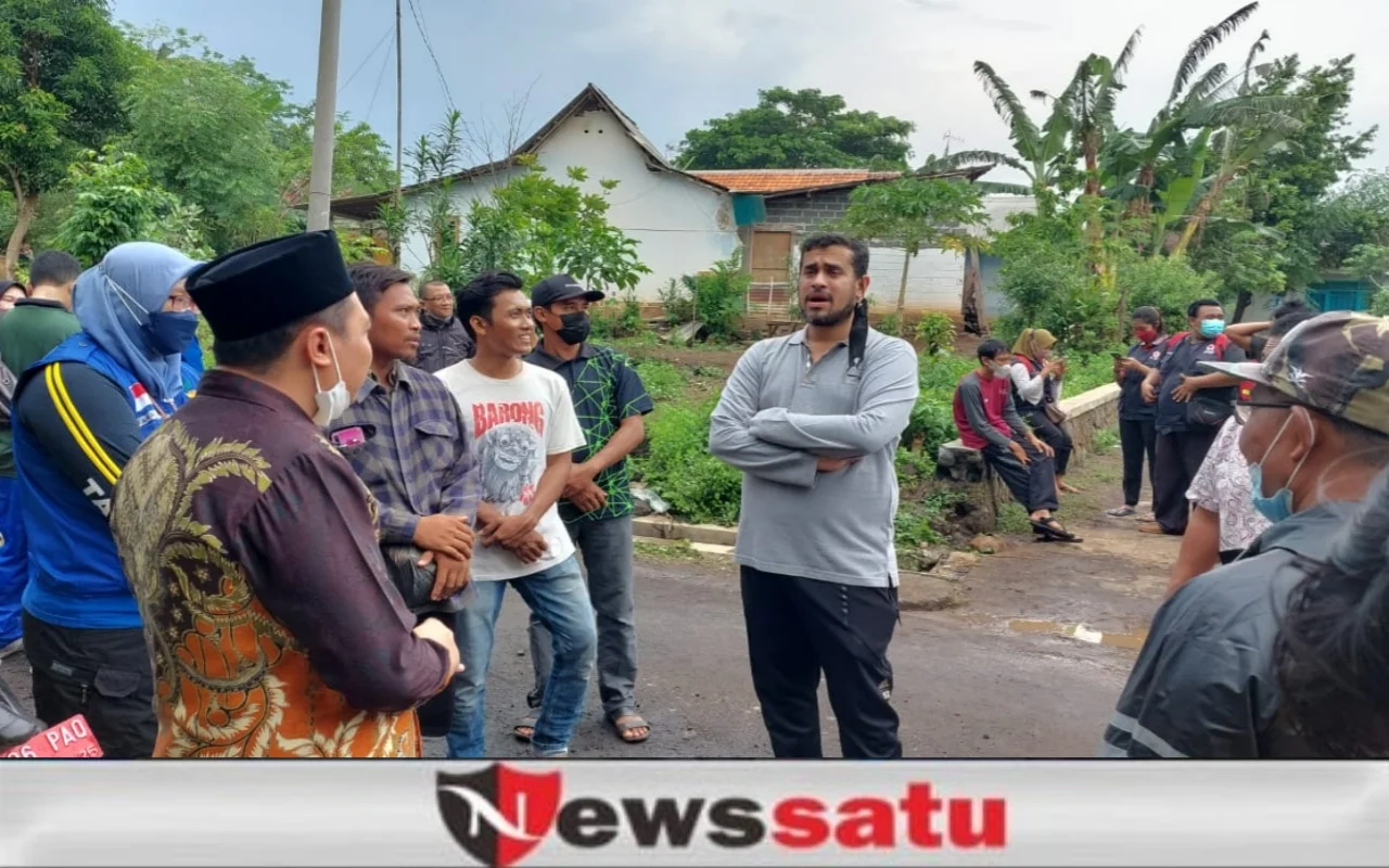 Ketua DPRD Bersama Walikota Probolinggo Tinjau Korban Rumah Terbakar