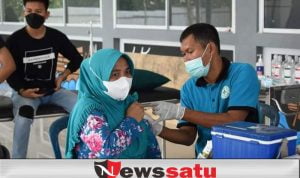 Mudahkan Warga, Dinkes OKI Gelar Vaksinasi di Taman Kota