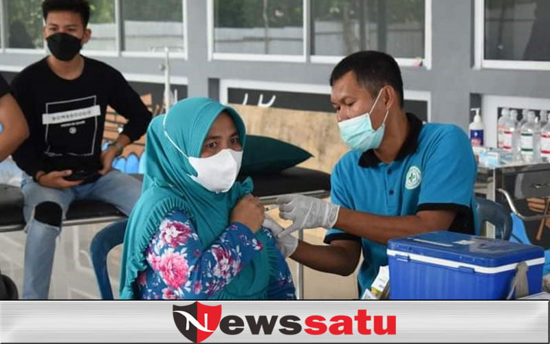 Mudahkan Warga, Dinkes OKI Gelar Vaksinasi di Taman Kota