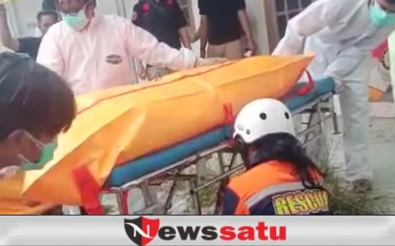 Sesosok Mayat Membusuk di Rumah Kosong Milik Seorang Dokter di Pamekasan