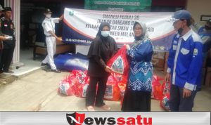 Warga SMANSI Singosari Bantu Korban Banjir Bandang Kota Batu