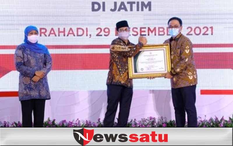 Berhasil Majukan Desa, Bupati Pamekasan Diberi Penghargaan Pemerintah RI Berhasil Majukan Desa, Bupati Pamekasan Diberi Penghargaan Pemerintah RI