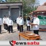 Bupati Pamekasan Lantik Pejabat Eselon 2 di Pelataran Makam Ronggo Sukowati