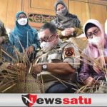 Mengangkat Purun Pedamaran Agar Kian Bernilai