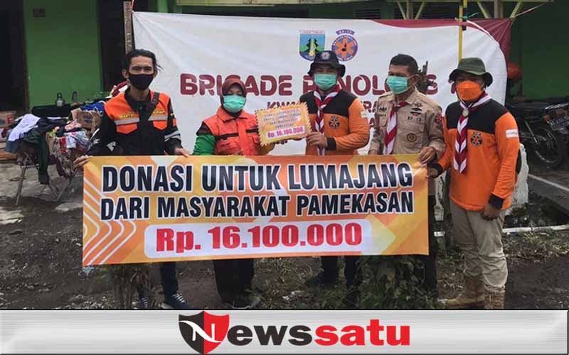 Tim Brantas dan BP13 Pamekasan Salurkan Bantuan Uang Tunai ke Korban Erupsi Semeru