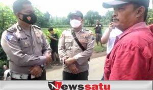 Akses Jalan Desa Tanjung Rejo Probolinggo Ditutup Warga