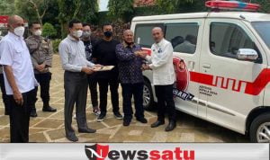 Peduli Masyarakat, Kaisar Beri Bantuan 9 Unit Ambulance Di Sumenep