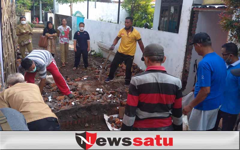 Tembok Pembatas Dibongkar, Warga Mangunharjo Adakan Islah