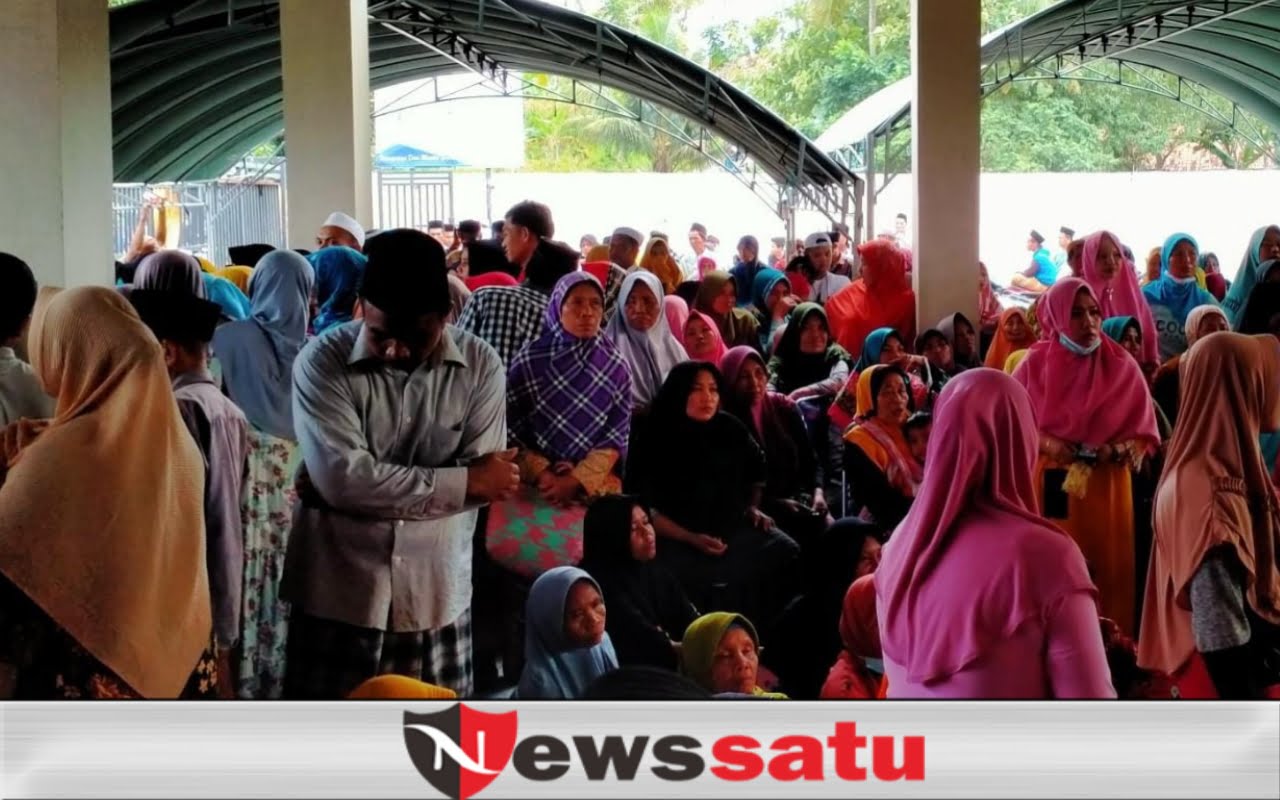 Ada Aturan Baru, Penyaluran BPNT Desa Bangkes Berkerumun