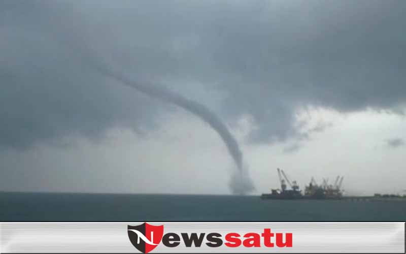 Angin Puting Beliung Terjang Rumah dan Pohon di Probolinggo