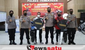 Kapolres Pamekasan Serahkan Hadiah Utama Gebyar Vaksin Doorprize Dosis 1