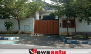 Rumah Mantan Bupati Probolinggo Terpasang Plang Disita KPK