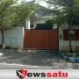 Rumah Mantan Bupati Probolinggo Terpasang Plang Disita KPK