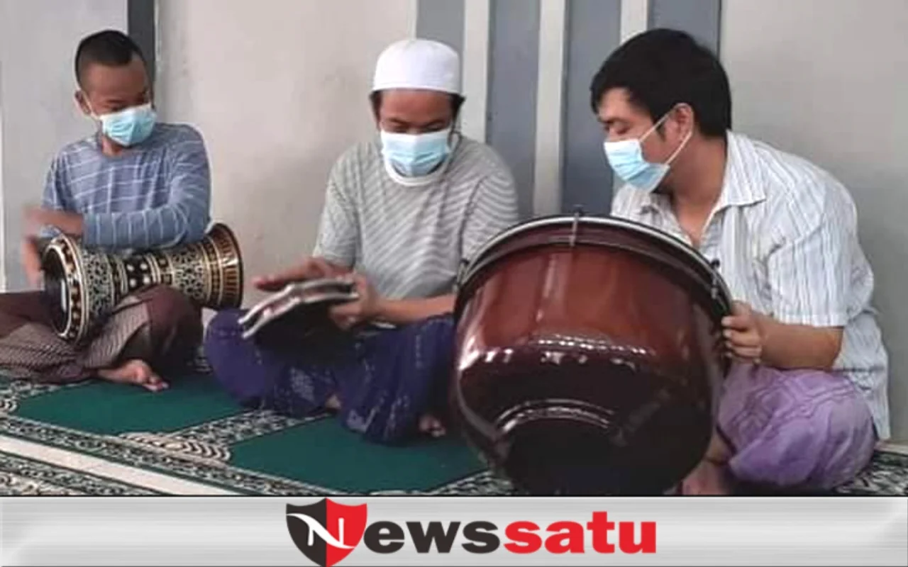 Tim Kemenag Ajak WBP Lapas Narkotika Kelas IIA Pamekasan Tekuni Al Banjari