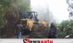 Akses Jalan Wisata Bromo Sudah Lancar Kembali