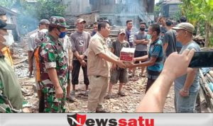 Koramil Tanjung Raja Bersama BPBD Ogan Ilir Bantu Warga Terkena Puting Beliung