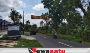 Spanduk Melintang di Jalan Raya Batuputih-Batang Batang Diduga Tidak Punya Ijin