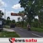 Spanduk Melintang di Jalan Raya Batuputih-Batang Batang Diduga Tidak Punya Ijin