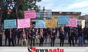 Tidak Diberi Izin Beroperasi, Karyawan CV Grapari Demo Pemkot Probolinggo