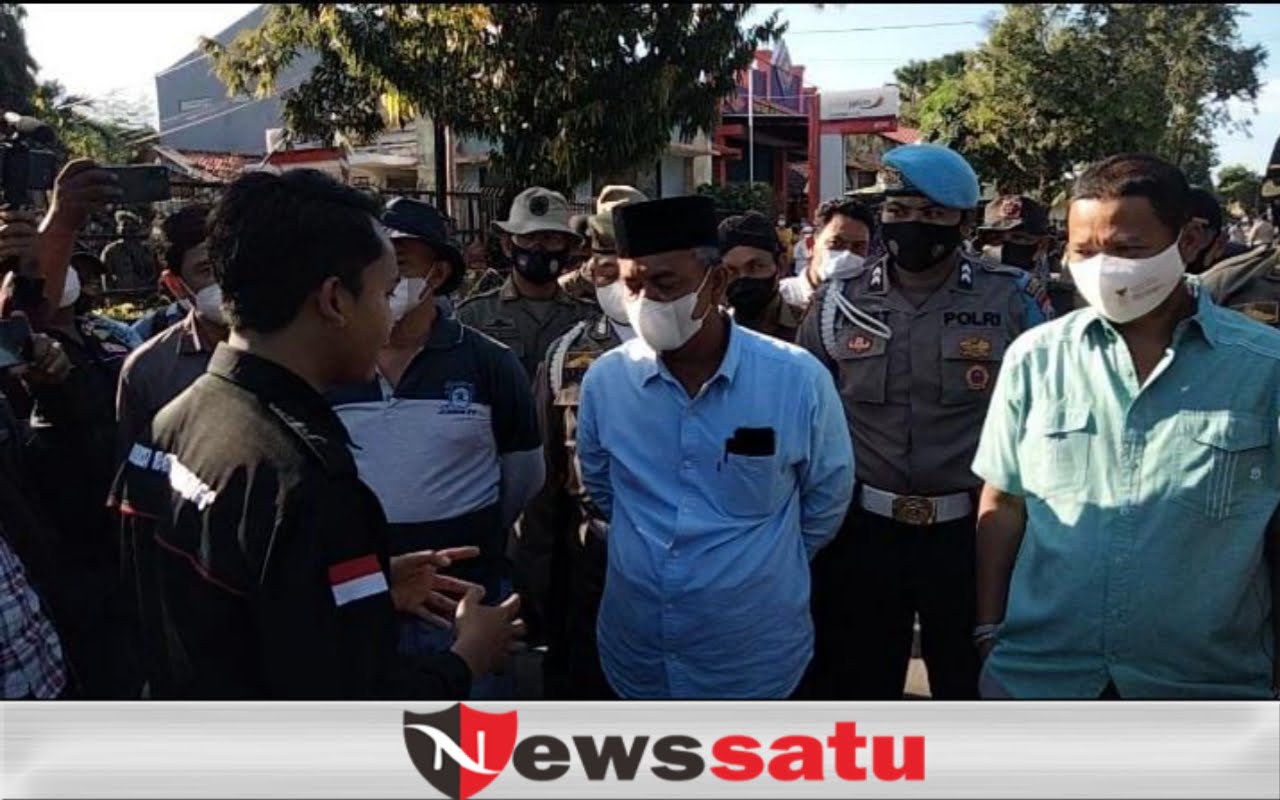 Demontrasi Mahasiswa, AMS Geruduk Kantor DPRD Sumenep