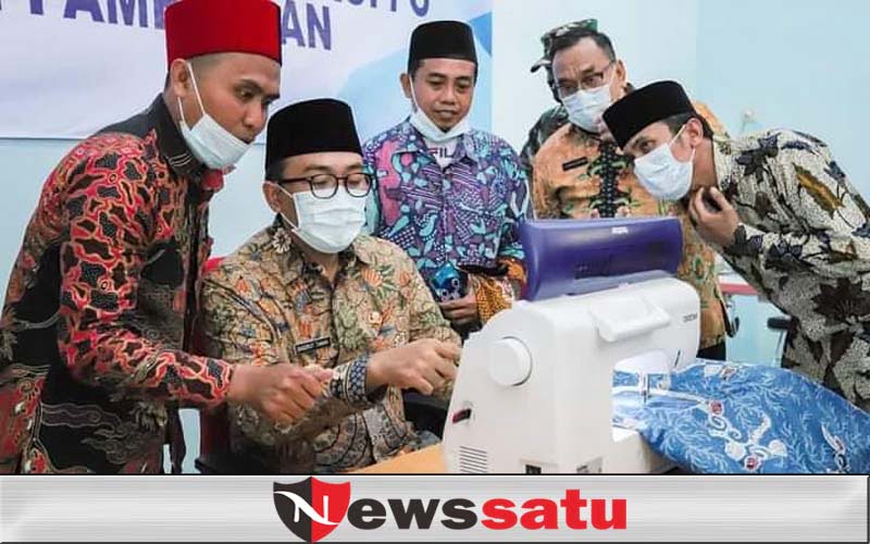 Kecamatan Pademawu Jadi Pusat Pelatihan Batik Mangrove dan Odheng Madura