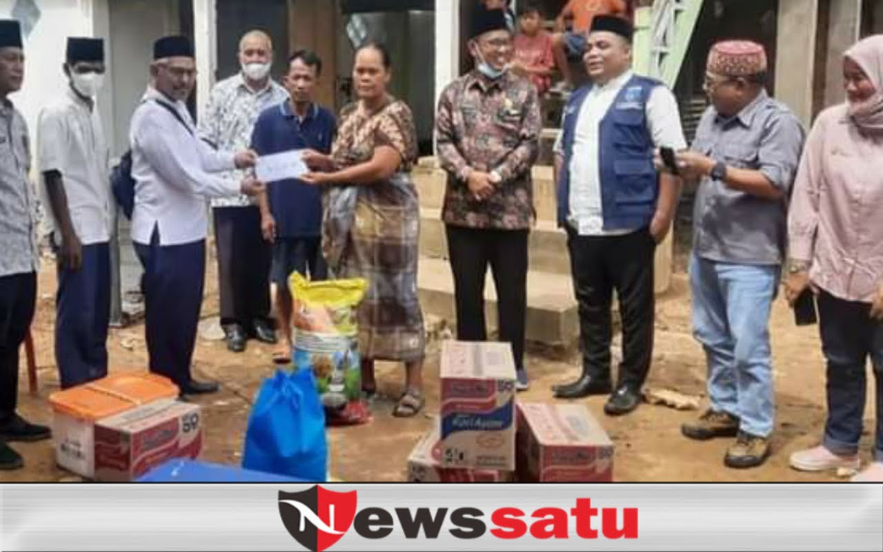 Pemkab OKI dan Baznas Santuni Korban Kebakaran di Desa Secondong