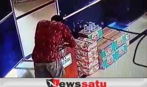 WBP Asimilasi Lapas Kelas IIA Pamekasan, Terekam CCTV Curi Kotak Amal