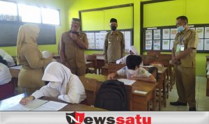 Bupati Tinjau Pelaksanaan Ujian Kelulusan Tingkat SD