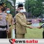 Bupati Salwa Bersama Kapolres Beri Penghargaan Polantas yang Diajak Duel