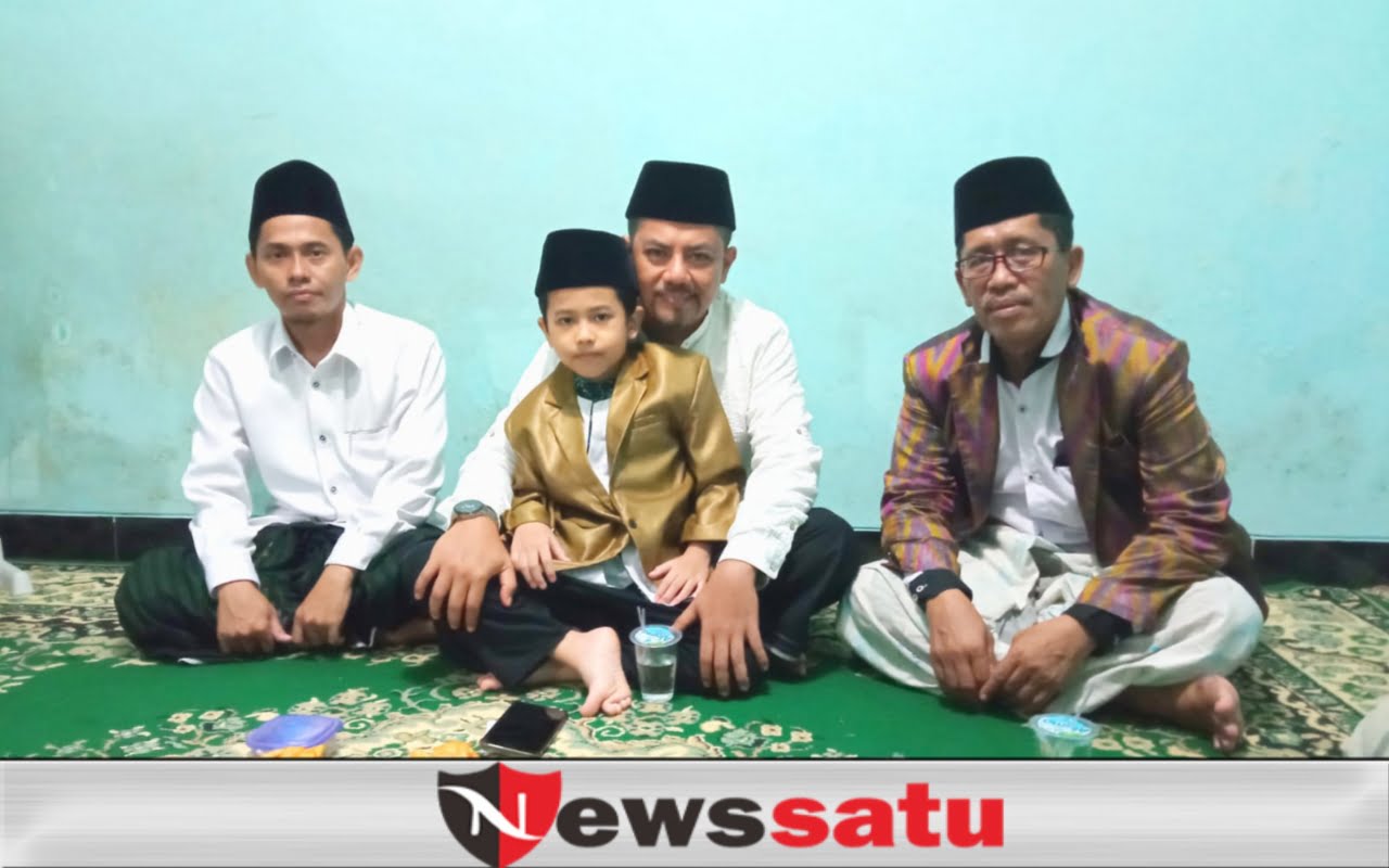 Gus Haris Hadiri Tradisi Khitan di Maron Kidul Probolinggo