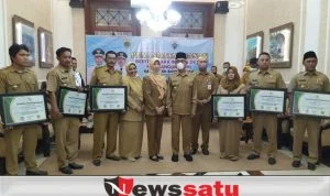 Pemprov Jatim Berikan Reward Pada Tiga Desa Mandiri