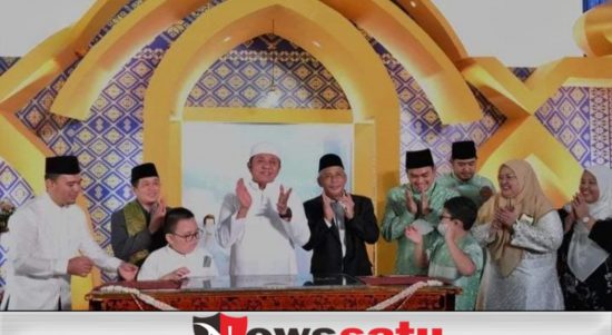 Gubernur Deru dan Bupati Iskandar Resmikan Masjid Al-Hayza
