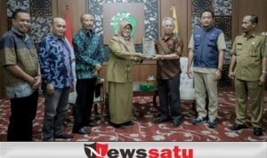 Kisah Songkok Batik Khas Pamekasan yang Tembus Pasar Nasional 