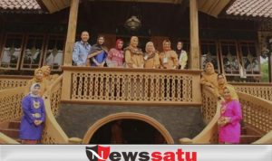 Rumah Adat OKI Juara II Festival Anjungan Sumsel 2022