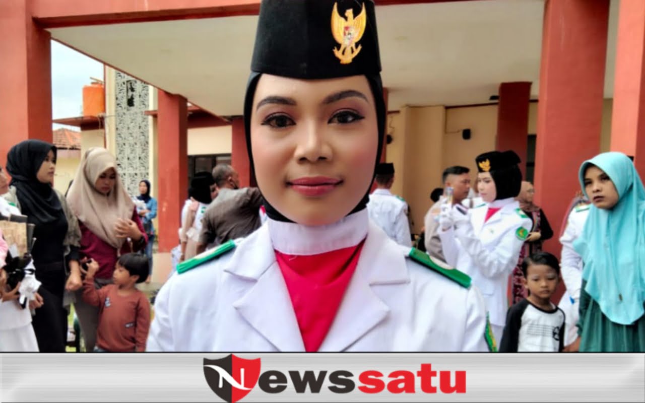 Paras Cantik, Sosok Pembawa Baki Paskibra Pemkab Sumenep