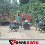 Truk Patah As Roda Jalan Suker-Jirak Macet Panjang 