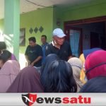 Harga BBM Naik, Mantan Walikota Sisihkan Sedikit Rejeki Pada Warga