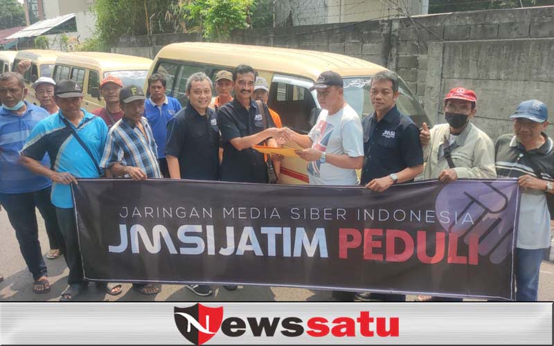 Peduli Sopir Angkotan Umum, JMSI Jatim Berikan Bantuan Dana Pembelian BBM