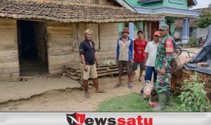 Bantu Sejahterakan Warga, Satgas TMMD Lakukan Bedah Rumah